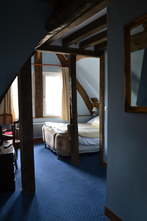 Les Trois Cheminees Chambres D'Hotes Livarot-Pays-d'Auge Екстер'єр фото