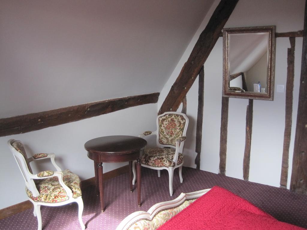 Les Trois Cheminees Chambres D'Hotes Livarot-Pays-d'Auge Екстер'єр фото