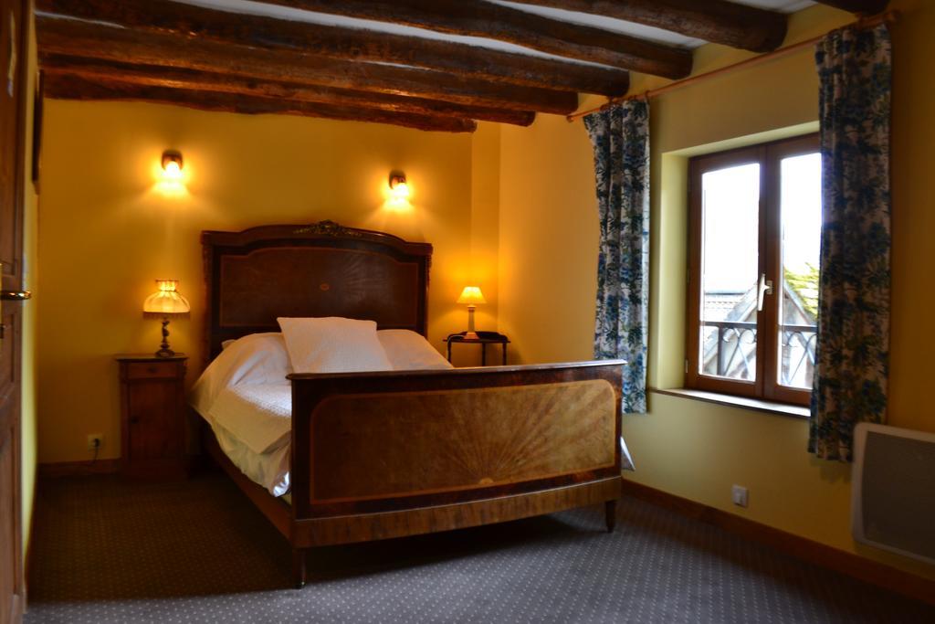 Les Trois Cheminees Chambres D'Hotes Livarot-Pays-d'Auge Екстер'єр фото